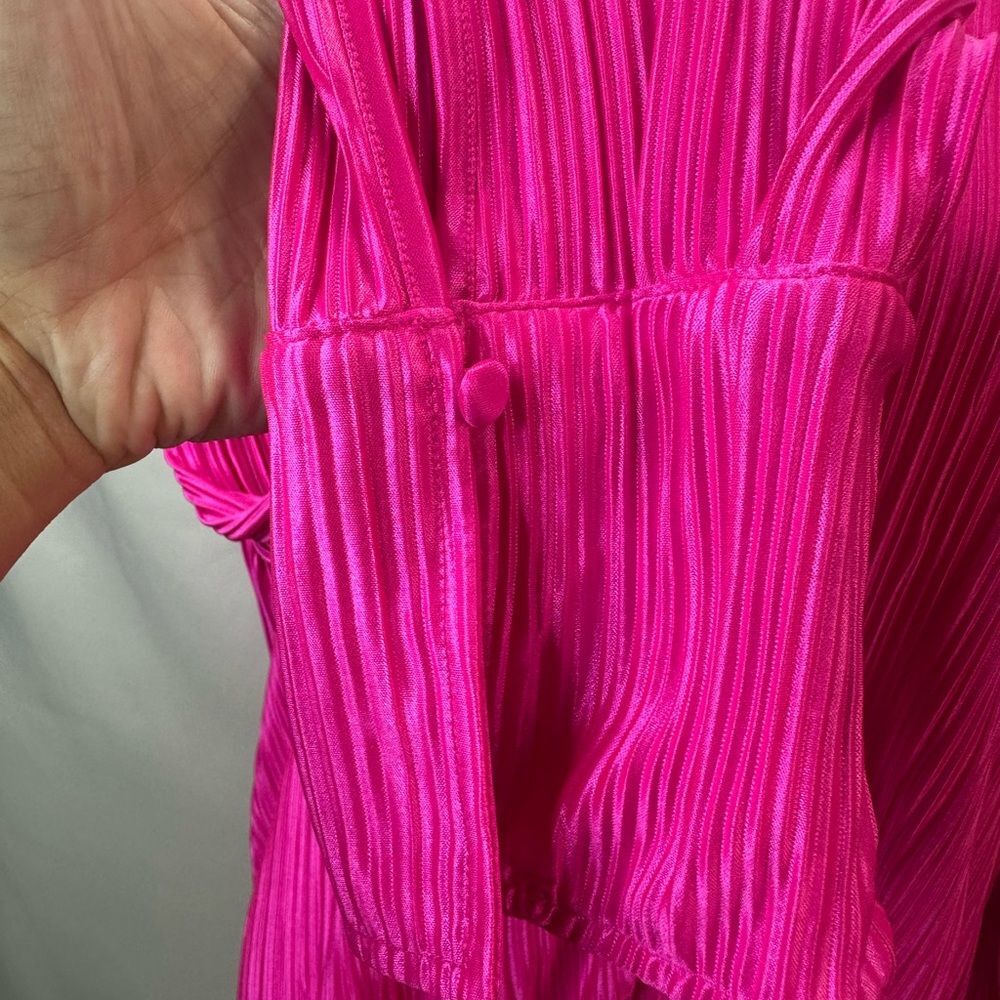 Good American Fuchsia Always Fits Plisse Pleated Button Down Blouse Size 5/6 NWT - Picture 6 of 13